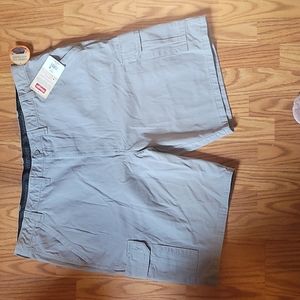 Wrangler tan cargo shorts - men's size 44 waist NWT